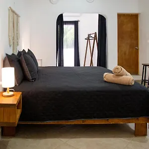  Apartment Sonido Del Mar Boutique & Yoga Loft